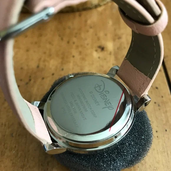 NWOT Two Disney Minnie Mouse Watches - Picture 6 of 9